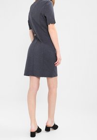 Vero Moda Sukienka z dżerseju
