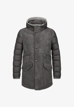 Grauer Puffer-Mantel mit lederartiger Textur, ausgestattet mit Kapuze, fünf vorderen Knöpfen, zwei Reißverschlusstaschen sowie einem fleecegefütterten Kragen und Bündchen.