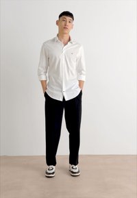 Thumbnail Image 2
