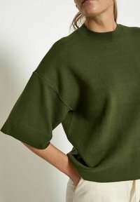 Minus LUPI - Pamata T-krekls - rifle green