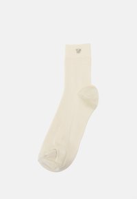 Seleccionado, ivory