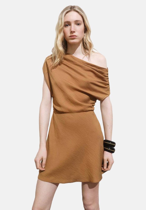 ASYMMETRIC DRAPED - Day dress - burnt orange