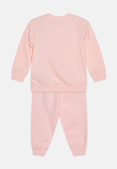 MOSCHINO BABY TRACKSUIT UNISEX SET - Treningsdress - sugar rose