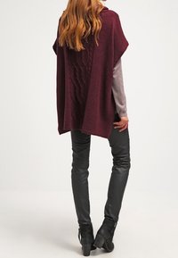 Esprit Collection Cape - bordeaux
