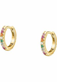 Guld hoops örhängen med en rad av flerfärgade ädelstenar, inklusive rosa, orange och grön, med en polerad, slät yta.