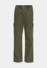 Samsøe Samsøe SAMAGNUS TROUSERS - Cargo trousers - climbing ivy/dark ...