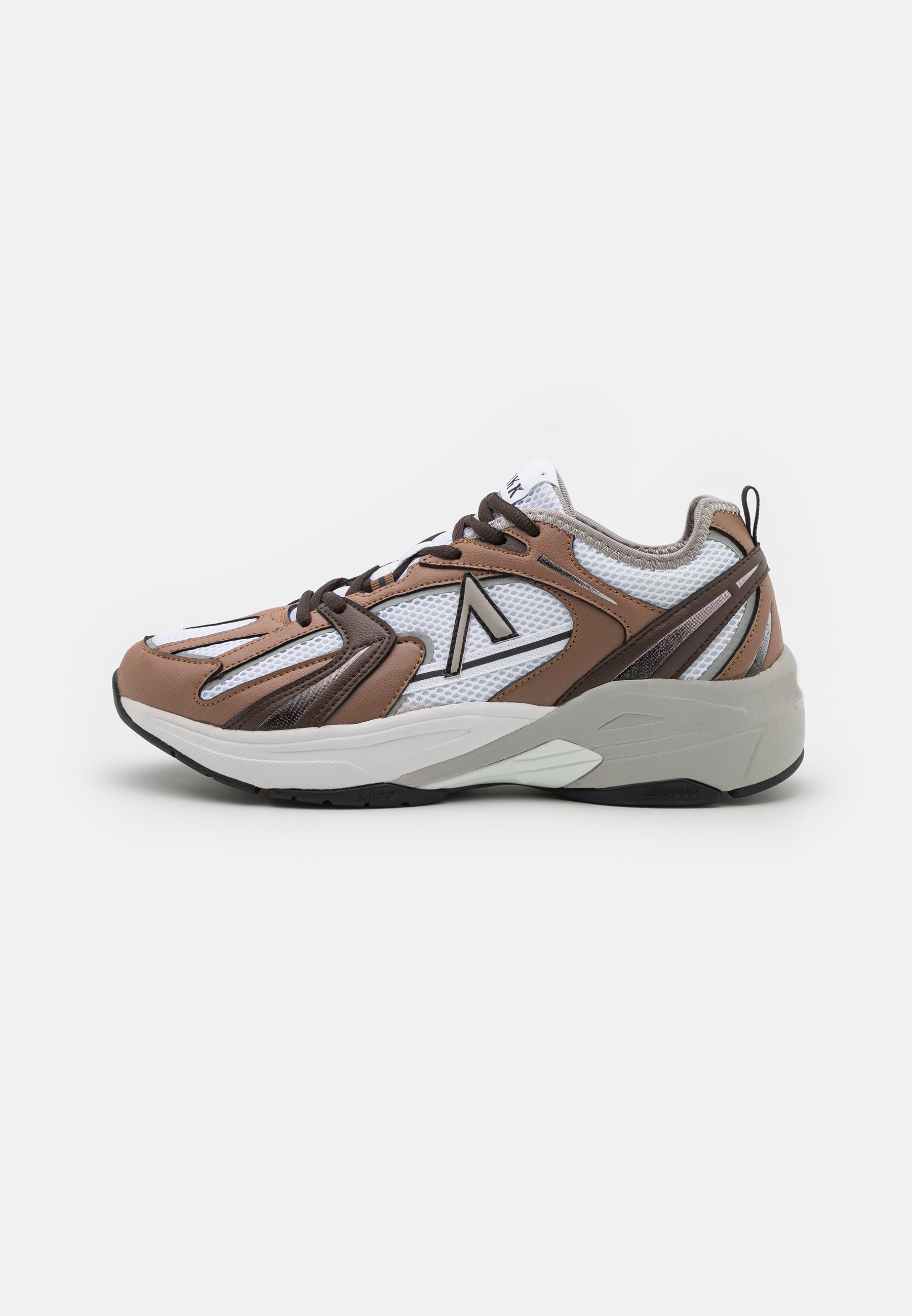 ARKK Copenhagen OSERRA UNISEX - Trainers - brownie chesnut/white -  Zalando.de