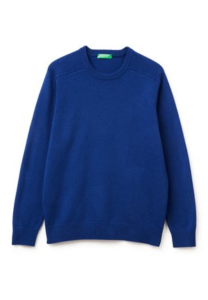 - Sweter