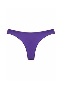 Chilot violet tip thong, cu un design fără cusături, textură netedă, acoperire minimă și un brâu curat, definit.