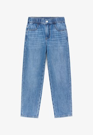 Jean en denim bleu clair avec taille élastique, bouton à l'avant et deux poches avant, posé à plat sur un fond blanc.