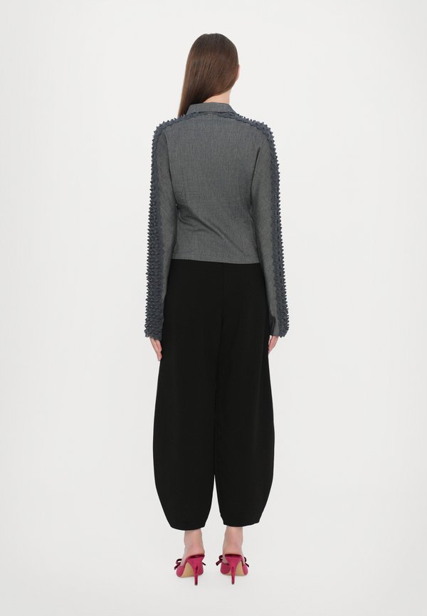 SPIKE SHIRT - Button-down blouse3