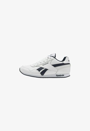 Hvide sneakers med marineblå accenter, lavet af læder. Har en rund tå, snørelukning og en tekstureret sål. Reebok-logo på siden.