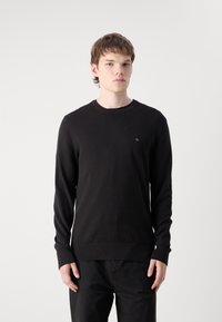 Calvin Klein STRUCTURE SWEATER - Strikkegenser - black