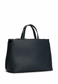 Borsa a mano in pelle blu scuro con finitura testurizzata, forma rettangolare, doppio manico superiore e chiusura a zip sul compartimento principale.