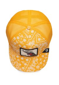 Yellow baseball cap with a bandana pattern, mesh sides, and a patch featuring a bird with the word "PUNK." Textured fabric and flat brim.