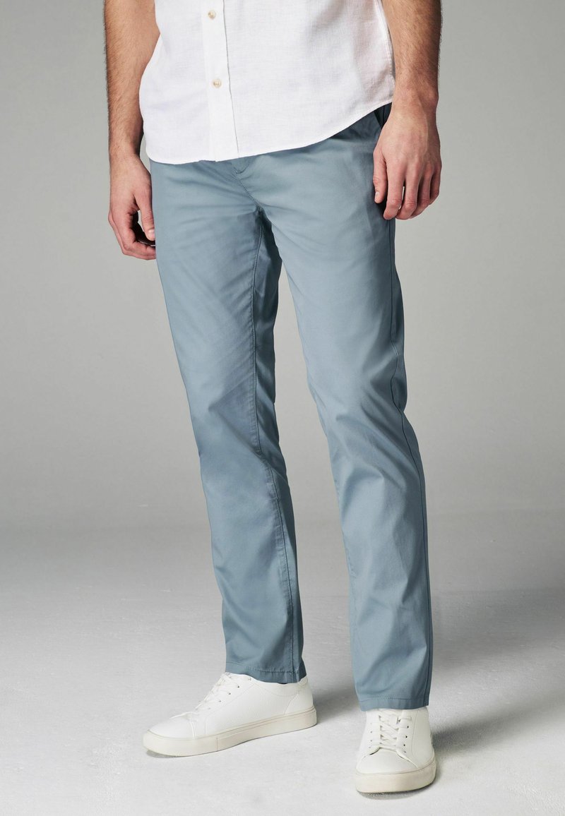 Next SLIM FIT LIGHTWEIGHT STRETCH - Vászonnadrágok - blue