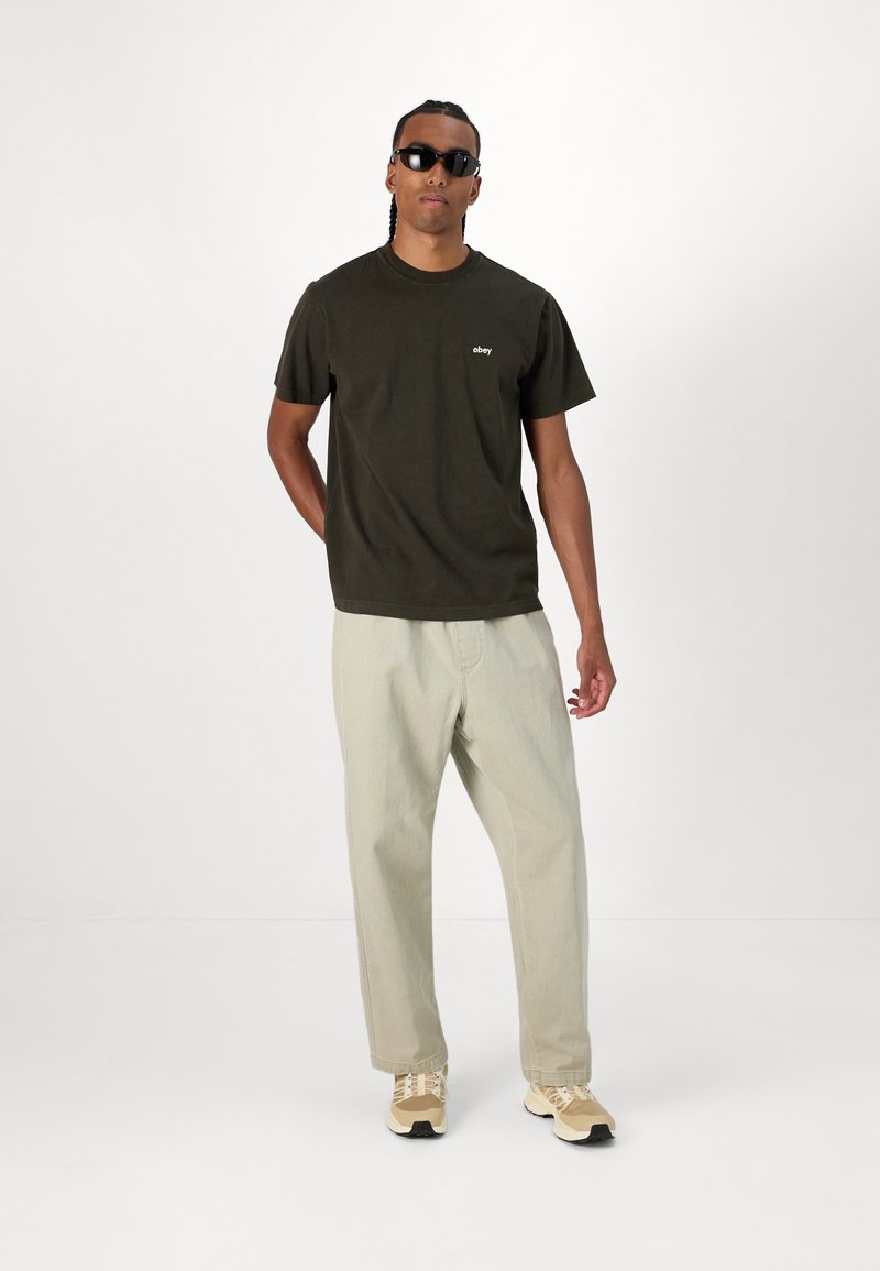 OBEY Pantaloni Easy Velluto Uomo, Cedro Scuro, M