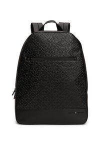 Zaino nero con un design geometrico testurizzato, dotato di una tasca frontale con zip, spallacci imbottiti e una base liscia e resistente.