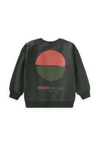 Zelená mikina s kulatou grafikou v červené a zelené barvě. Text ve spodní části zní: „BIG OLITA BIG OLITA BEST EXPERIENCE EVER.“ Žebrované manžety.