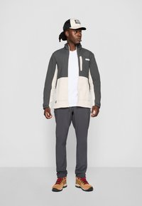 Columbia UNCHARTED™ FULL ZIP - Jakna od flisa - shark, dark stone