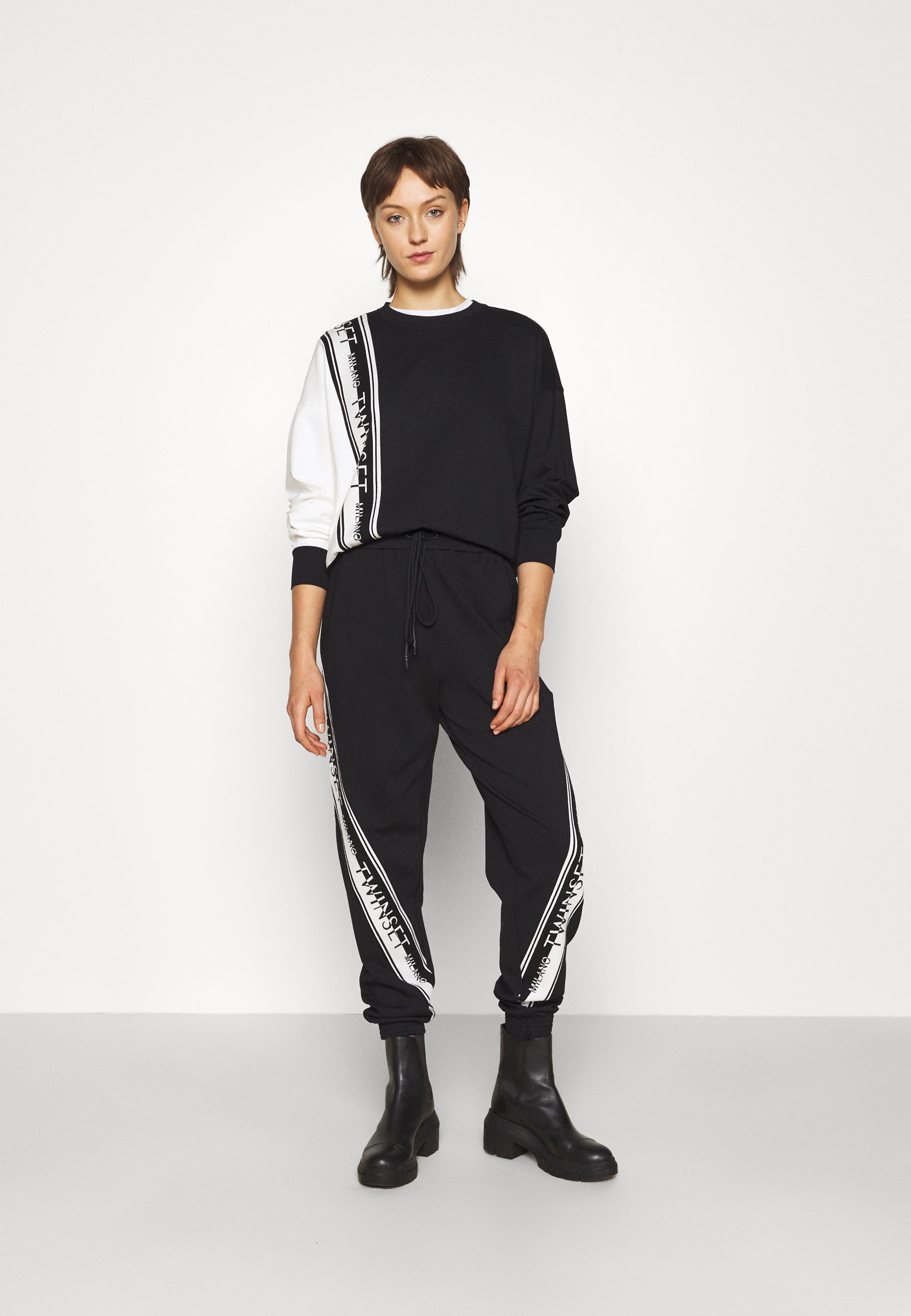 Pantalón jogger punto textura Gris claro vigoré | Pantalones Mango Hombre ·  Lrpotterauthor