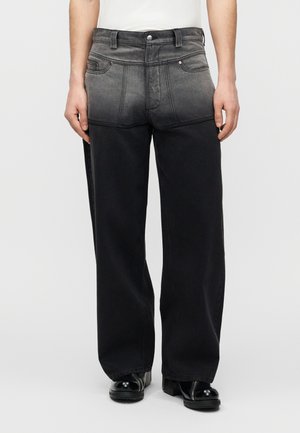 ARUN WIDE TROUSERS GRADATION WASH - Avar lõikega teksad - black/grey fade