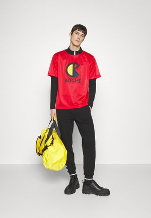 KOCHÉ Trükipildiga T-särk - red