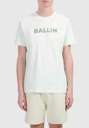 REGULAR FIT CREWNECK - Print T-shirt - light green