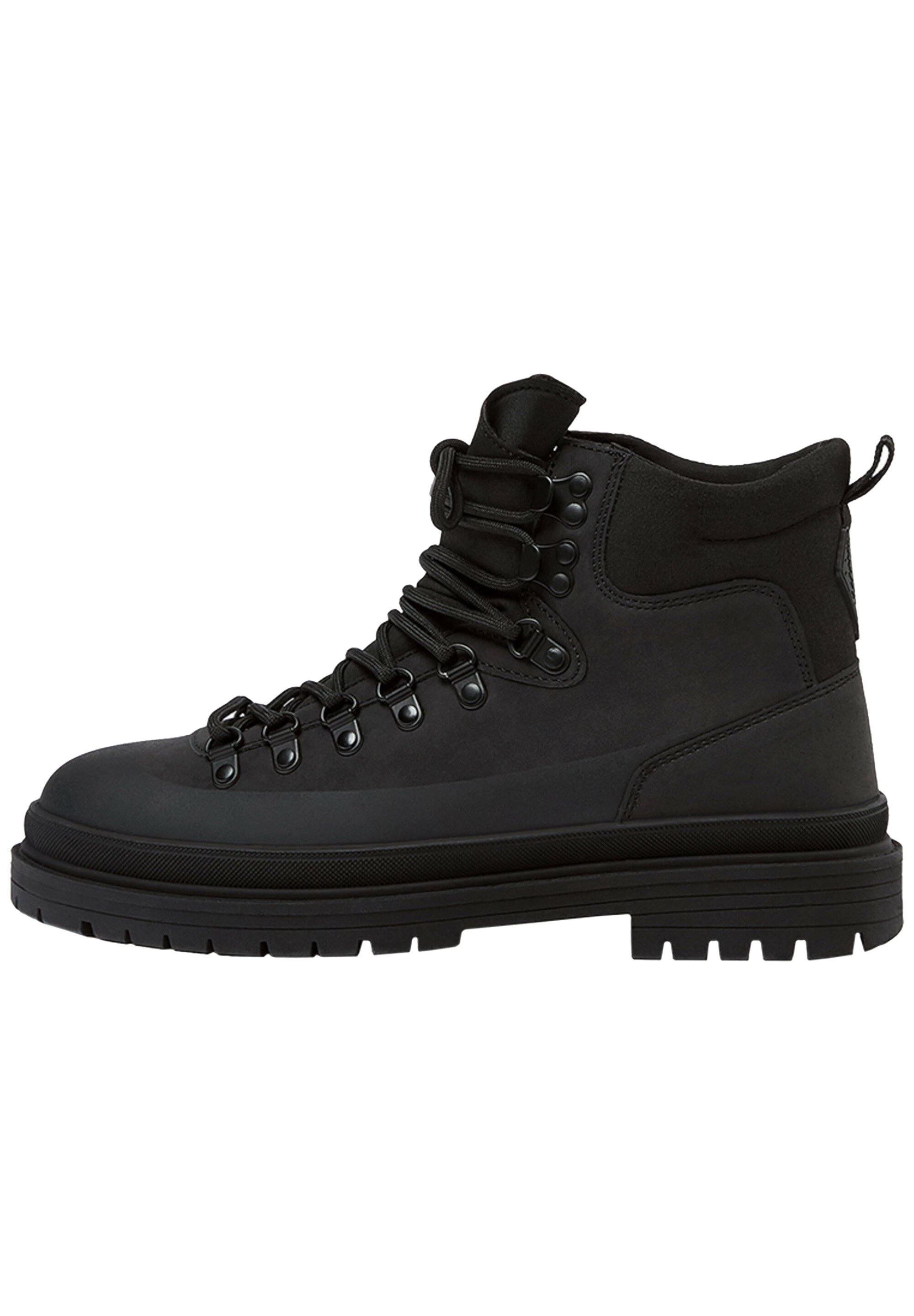 pull and bear boots