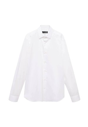 Camisa blanca de manga larga hecha de tela suave, con un cierre de botones en la parte delantera, un cuello puntiagudo y un corte clásico.