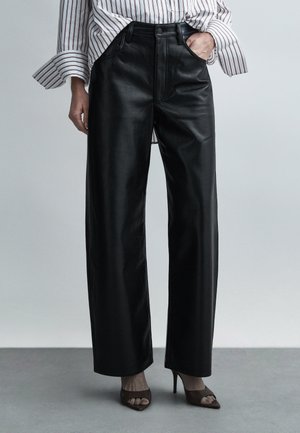 BAGGY - Lederhose - black