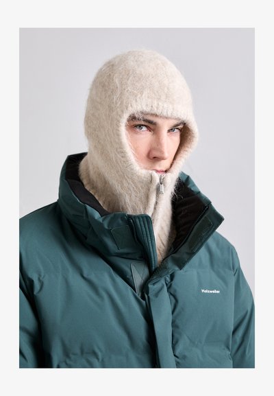 Holzweiler BALL FLUFFY BALACLAVA UNISEX - Mütze - sand