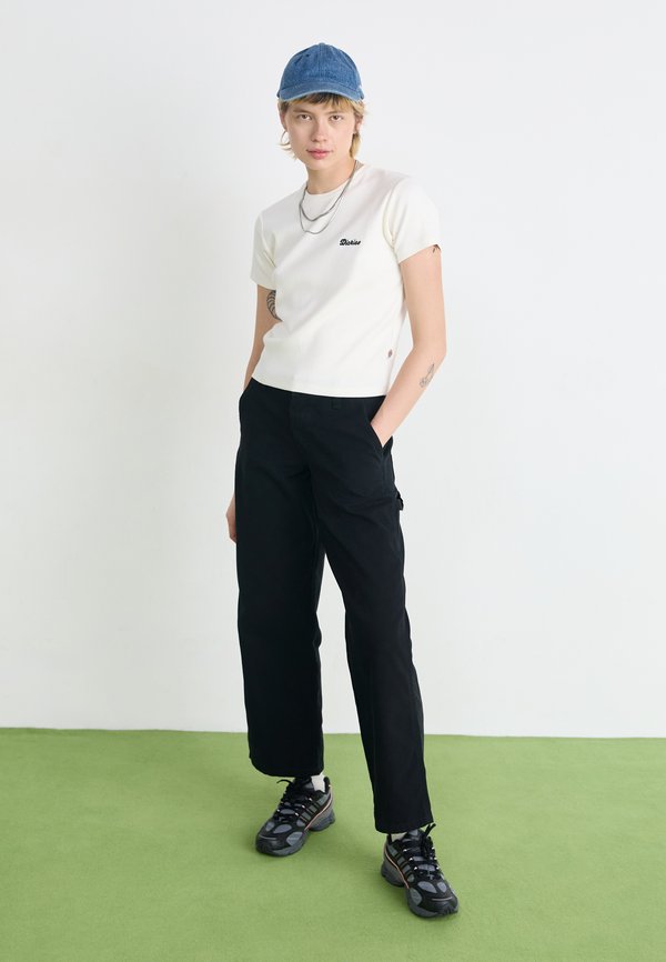 LEWISTOWN TEE - Basic T-shirt - egret2