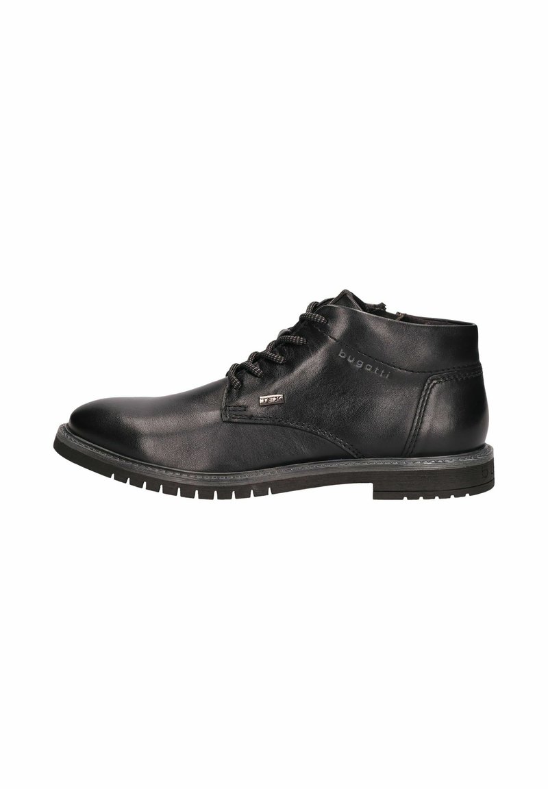 Bottes de cheville en cuir noir avec bout rond, surface texturée, design à lacets et petit logo sur le côté. Semelle en caoutchouc avec traction.