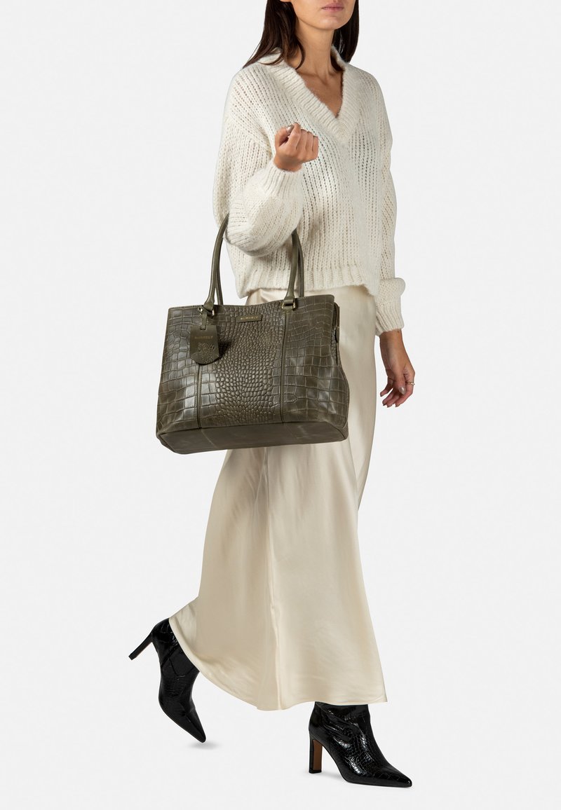 Burkely Cool Colbie Wide Tote 15.6 Kopen