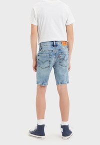 Levi's® 510 - Shorts vaqueros - on the fence w/o destruction