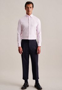 Seidensticker BUSINESS X-SLIM jasnoróżowy