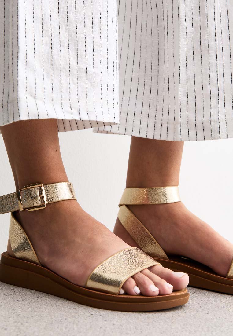 New Look - OPEN TOE  - Ankle cuff sandals - gold, Enlarge