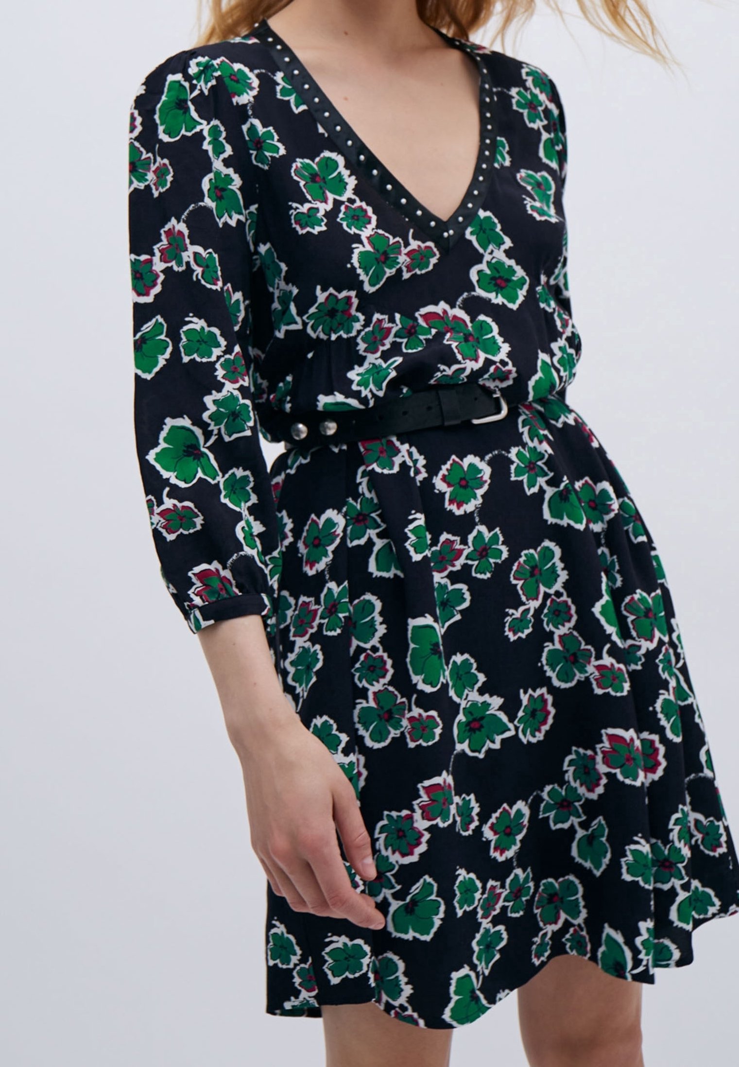 Fleurie Ikks Ikks Robe Noir Ikks Robe Longue Noire ImprimÃ© Fleuri