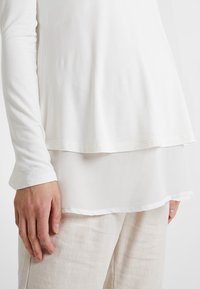 Miracle. mama and woman. T-shirt à manches longues - cloud dance