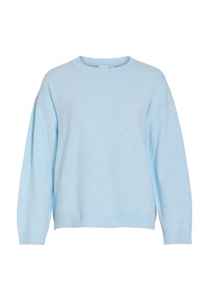 Šviesiai mėlynas megztinis su apvalia iškirpte, nuleistais pečiais ir ribbančiomis rankogaliais bei apačia. Minkšta tekstūra ir laisvas siluetas.