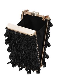 Pochette noire avec perles, cadre doré, ornée de perles noires texturées et d'accents triangulaires, s'ouvrant sur un intérieur en tissu noir.