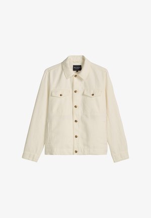 Cremefarbene, zum Knöpfen vorgesehene Jacke mit Kragen, zwei aufgesetzten Brustklappentaschen mit Knöpfen und seitlichen Schlitztaschen, flach auf weißem Hintergrund dargestellt.