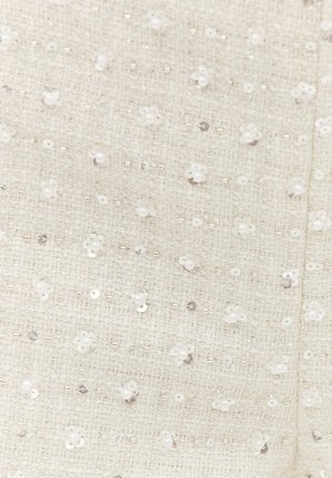 LOAVIES, SHINE TRIBE - Short - boucle offwhite
