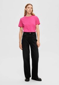 Selected Femme SLFMYESSENTIAL O NECK - T-shirts basic - fuchsia purple