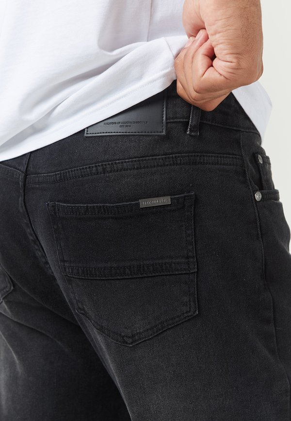 STRAIGHT FIT - Straight leg jeans3