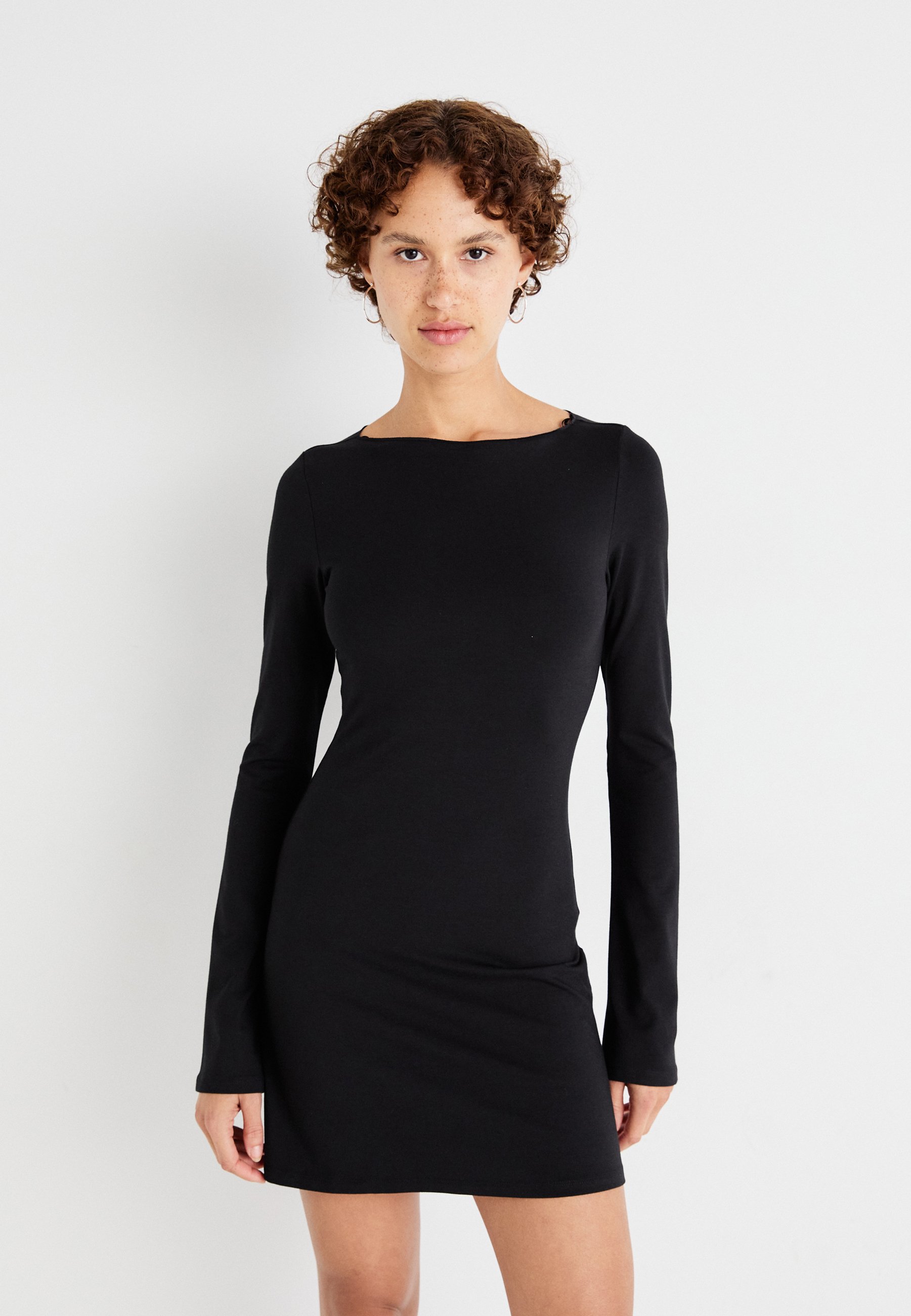 Zwart Jurkje Zwarte Lange Jurk Lange Mouwen Weekday LONG SLEEVE