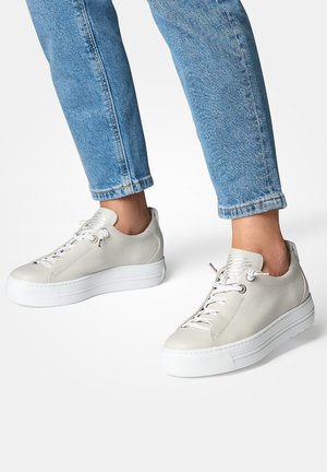 Sneakers laag - maincalf pearl
