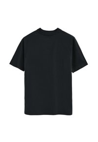 Camiseta de algodón negra con mangas cortas, cuello redondo y un corte relajado. La tela tiene una textura suave y no presenta patrones ni logotipos visibles.