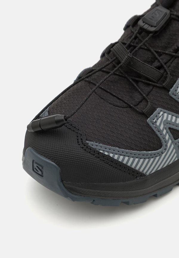 XA PRO V8 UNISEX – Hikingschuh